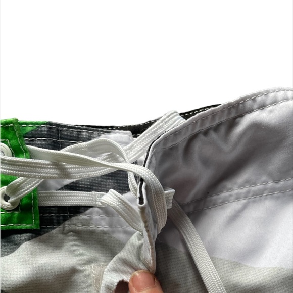 O’Neill Men’s Board Shorts - Picture 4 of 4